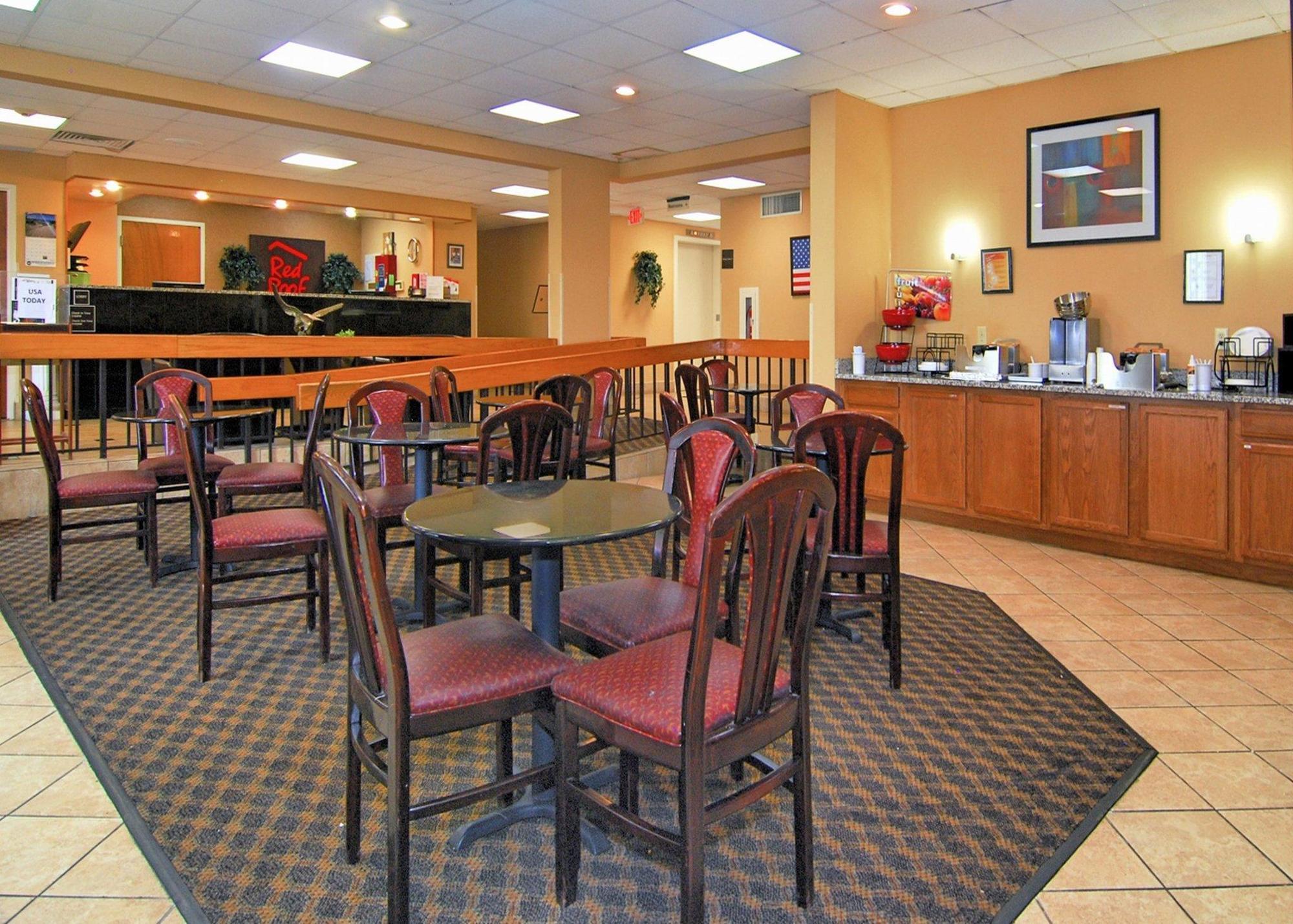 Red Roof Inn Nashville - Music City Экстерьер фото